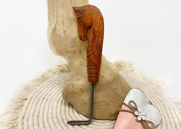 Handgeschnitzter Hufkratzer aus Hartholz - No. 10  Unikat